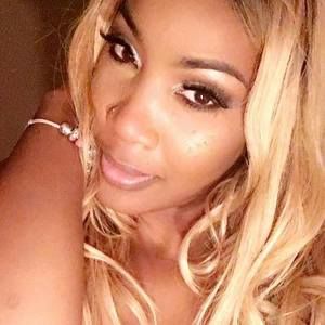 Meet your Posher, Shayna